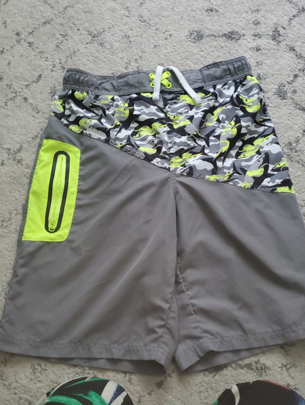 Gray & Neon Yellow Camouflage Swim Shorts Youth Xl Size 14-16
